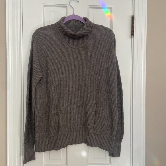 Lululemon Cozy Calling Turtleneck Ribbed Sweater - Cotton / Yak - Gray - L - Picture 4 of 10